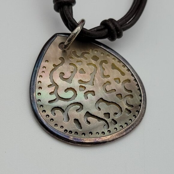 Silpada 925 Sterling Silver Carved Abalone Shell Pendant Cord Necklace 18" Adj. - Picture 2 of 6